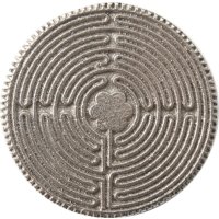 Pendentif de labyrinthe en bronze argenté